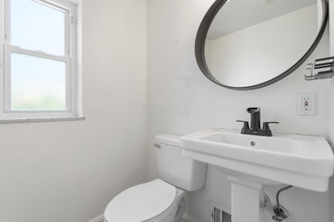 Tiny photo for 796 Drummond Court, Columbus, OH 43214 (MLS # 226033854)