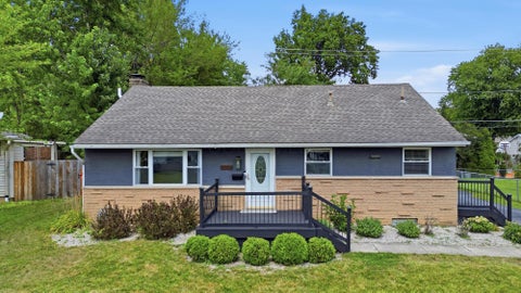Tiny photo for 796 Drummond Court, Columbus, OH 43214 (MLS # 226033854)