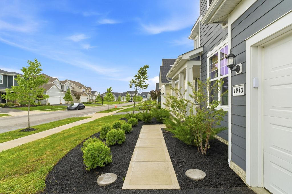 Photo of 1930 Cavolo Drive, Hilliard, OH 43026 (MLS # 226014651)
