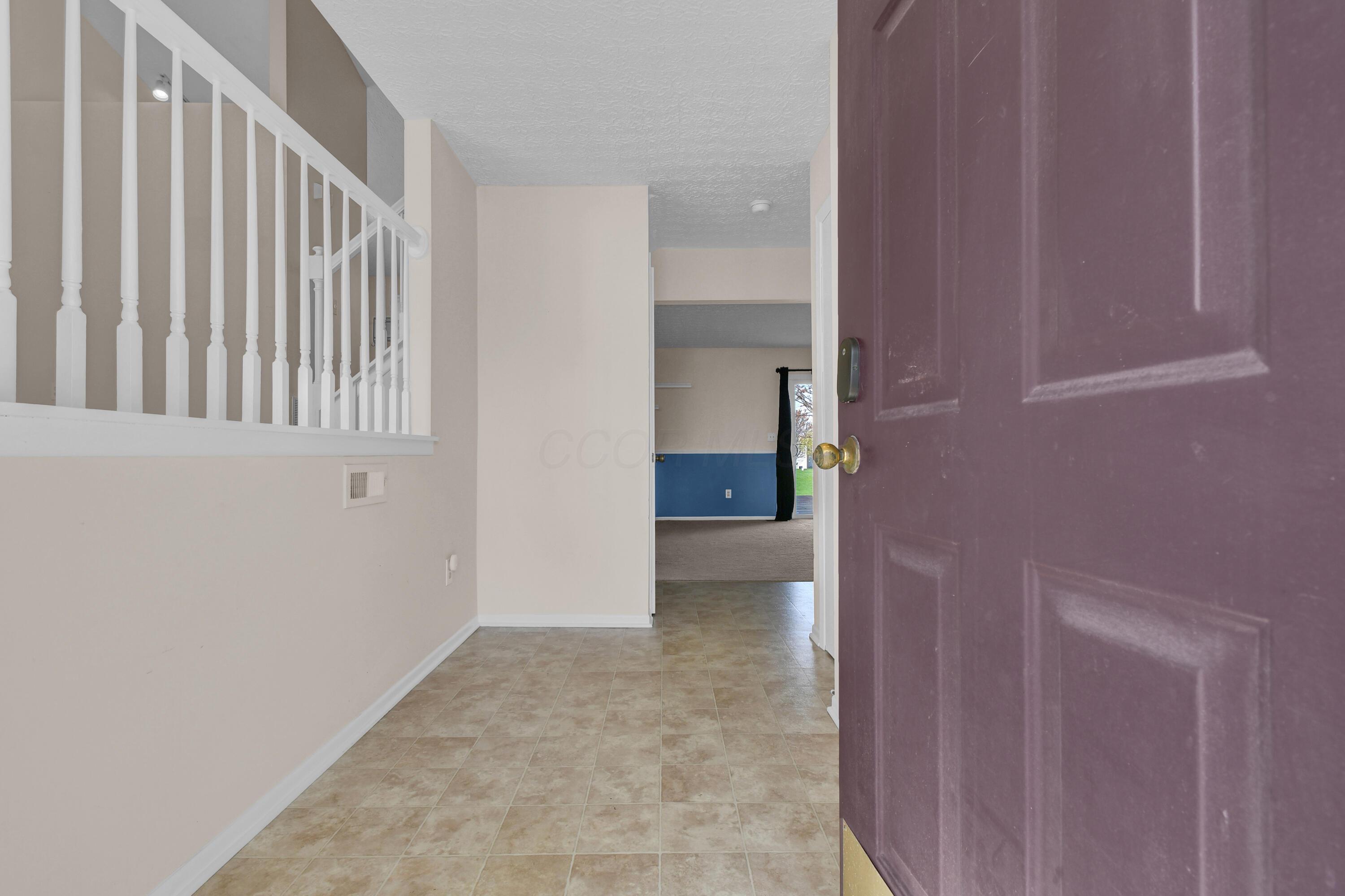 3135 Grand Haven Drive, Pickerington, Ohio image 2