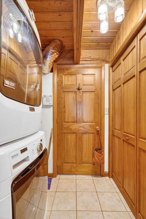 Tiny photo for 275 Limerick Road, Jackson, OH 45640 (MLS # 226002832)