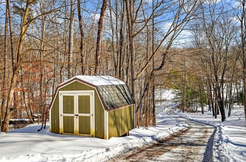 Tiny photo for 275 Limerick Road, Jackson, OH 45640 (MLS # 226002832)