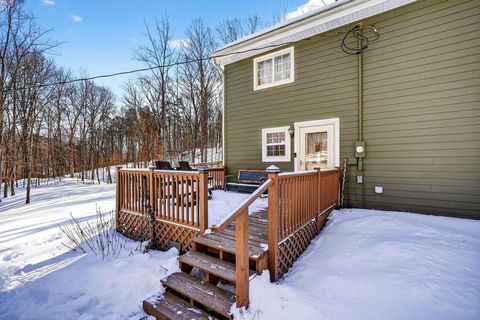 Tiny photo for 275 Limerick Road, Jackson, OH 45640 (MLS # 226002832)