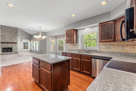 Tiny photo for 266 Oakham Court, Powell, OH 43065 (MLS # 226019724)