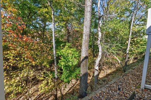 Tiny photo for 4483 White Leaf Way, Columbus, OH 43228 (MLS # 225040973)