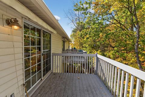 Tiny photo for 4483 White Leaf Way, Columbus, OH 43228 (MLS # 225040973)