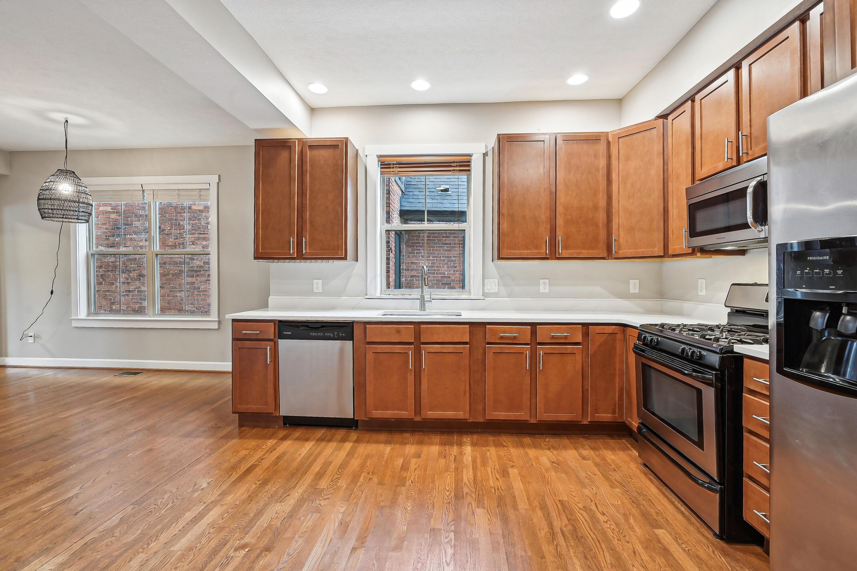 1303 Summit Street, Columbus, Ohio image 10