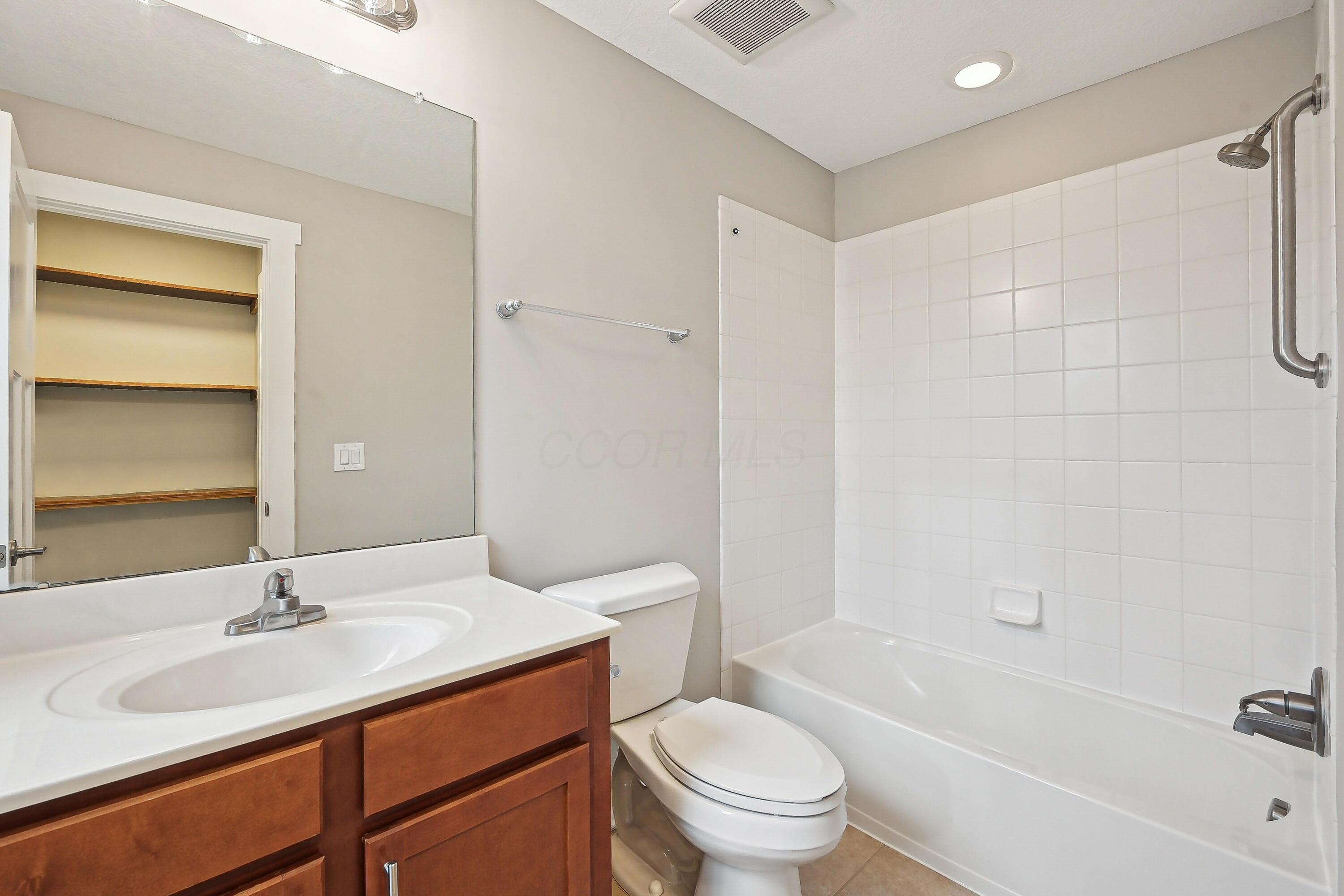 1303 Summit Street, Columbus, Ohio image 17