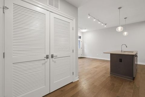 Tiny photo for 101 N 6th Street G53 #G53, Columbus, OH 43215 (MLS # 225044696)