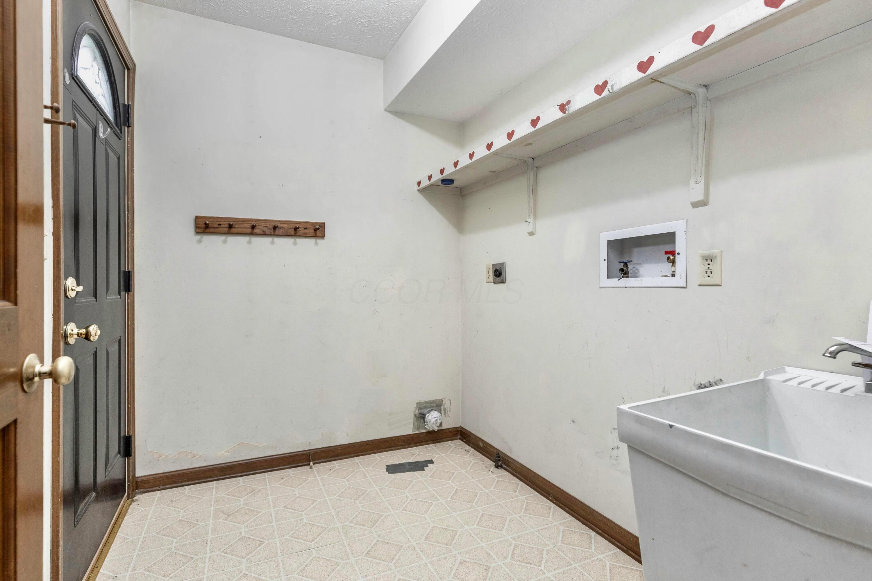 1541 Kensington Lane, Lancaster, Ohio image 21