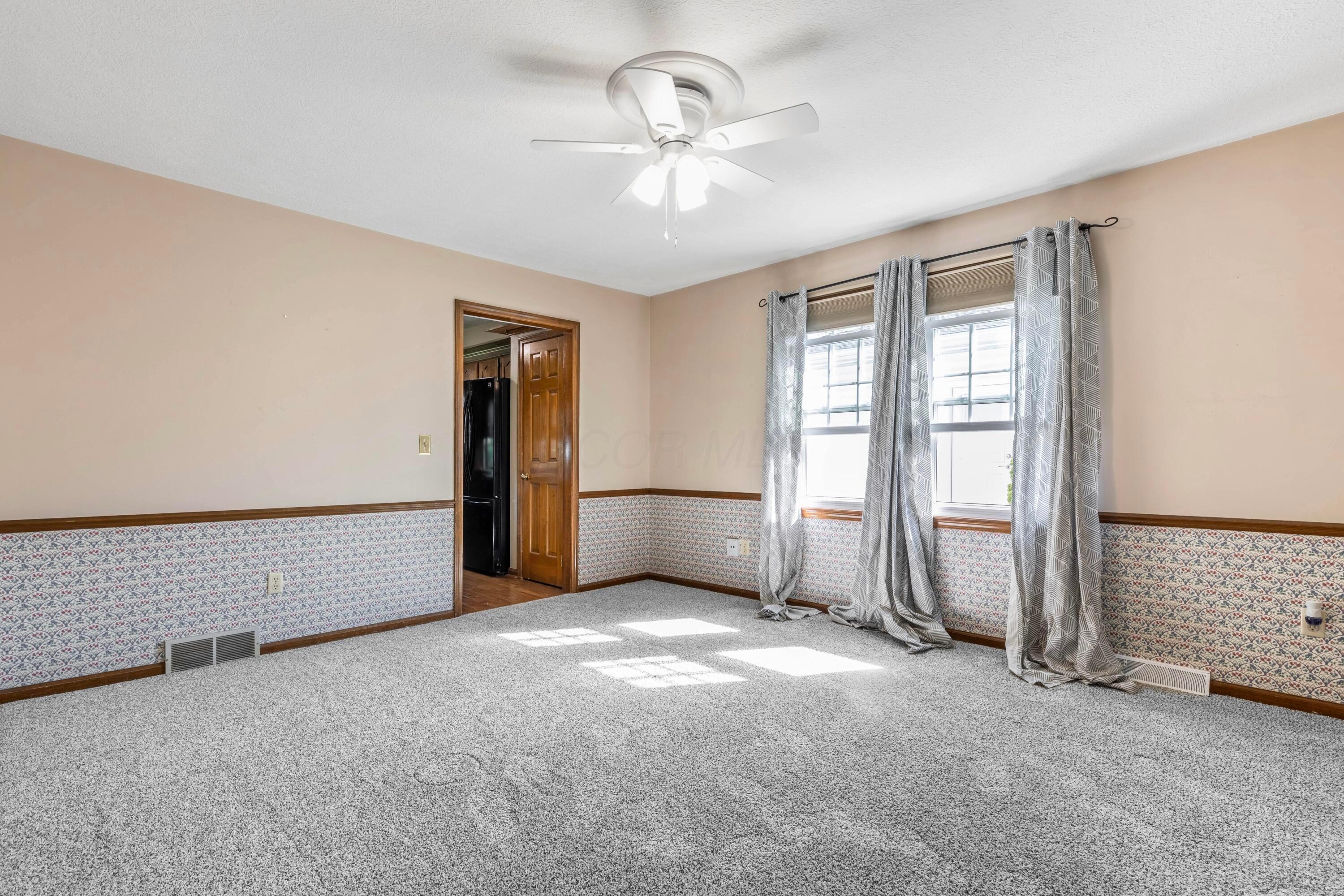 1541 Kensington Lane, Lancaster, Ohio image 6