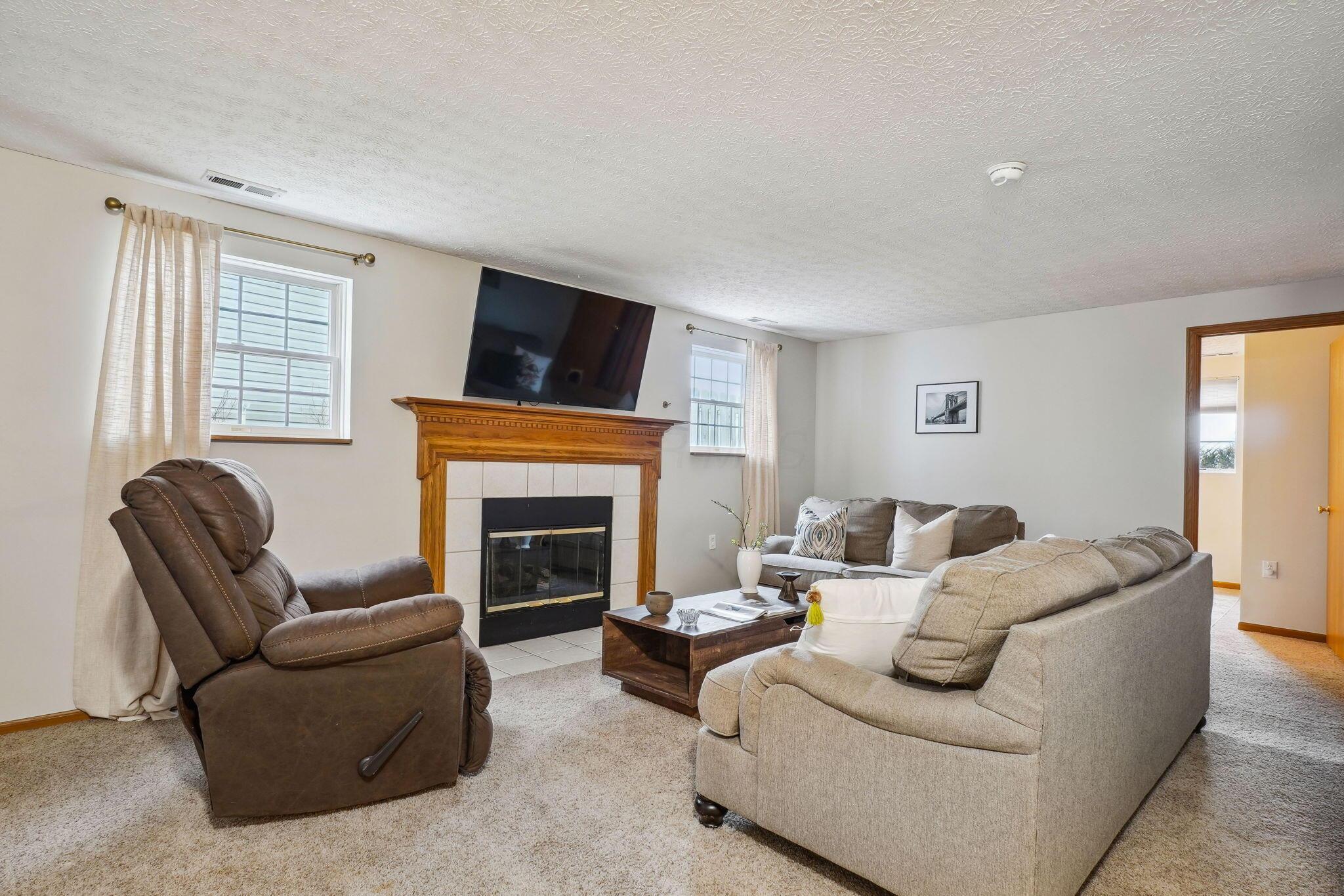 2179 Yagger Bay Drive, Hilliard, Ohio image 30