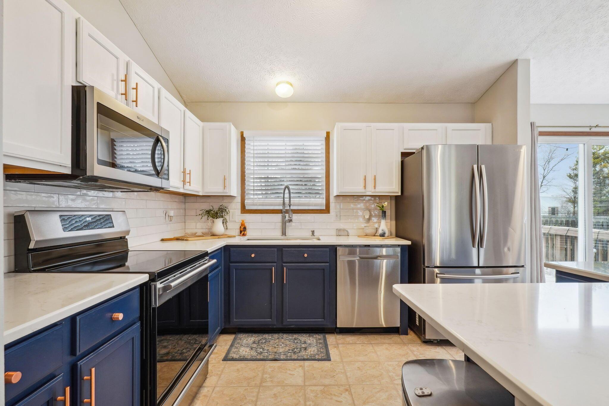 2179 Yagger Bay Drive, Hilliard, Ohio image 11