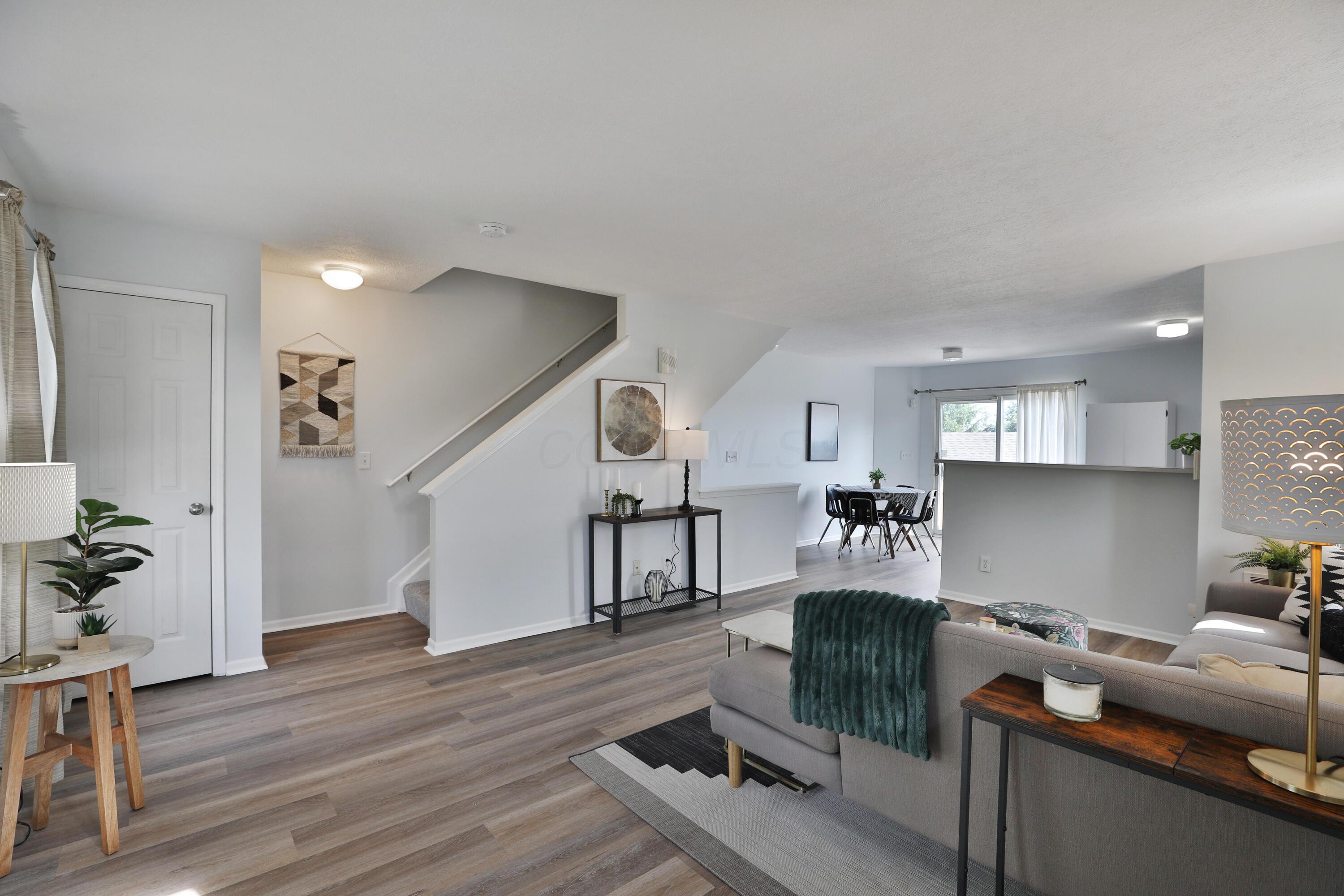 524 Autumn Ridge Circle, Pickerington, Ohio image 6