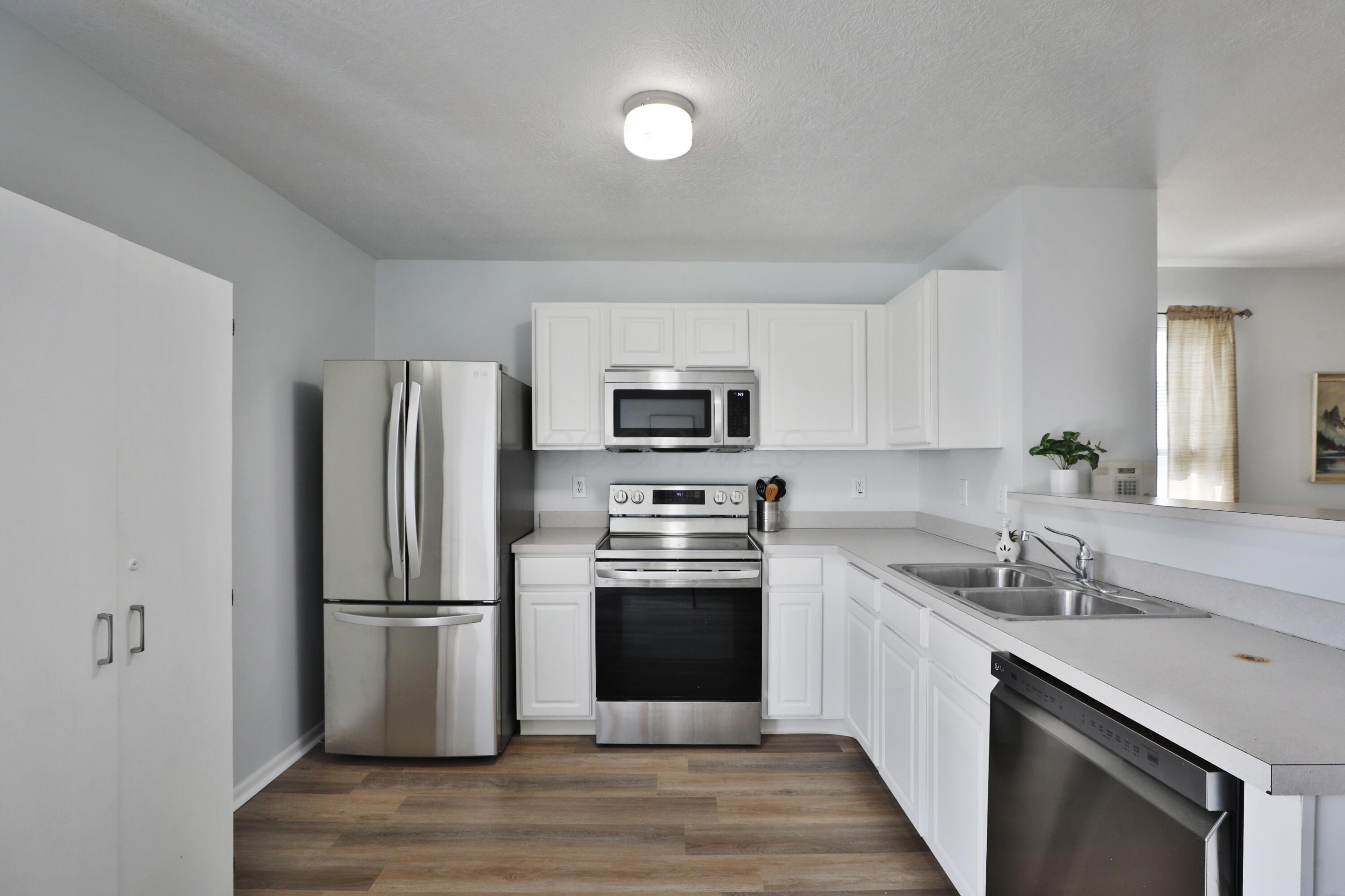 524 Autumn Ridge Circle, Pickerington, Ohio image 11
