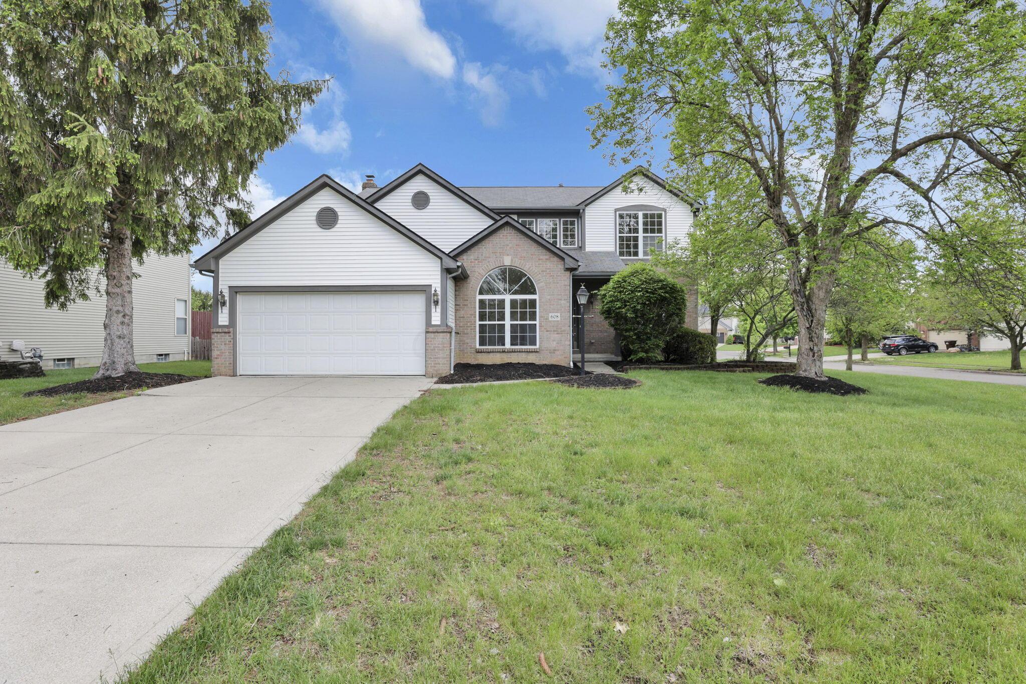 608 Montmorency Drive, Pickerington, Ohio image 2