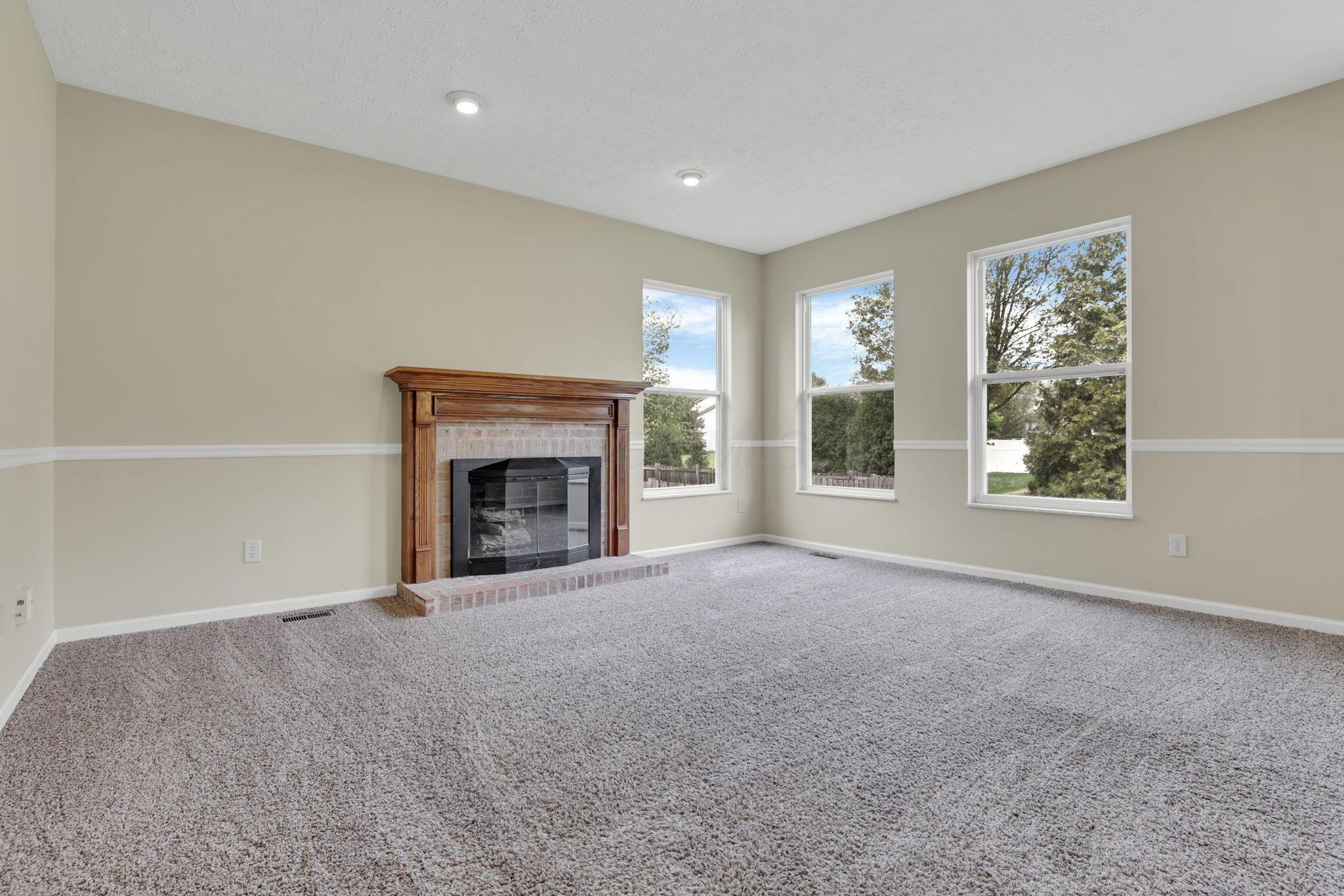 608 Montmorency Drive, Pickerington, Ohio image 12