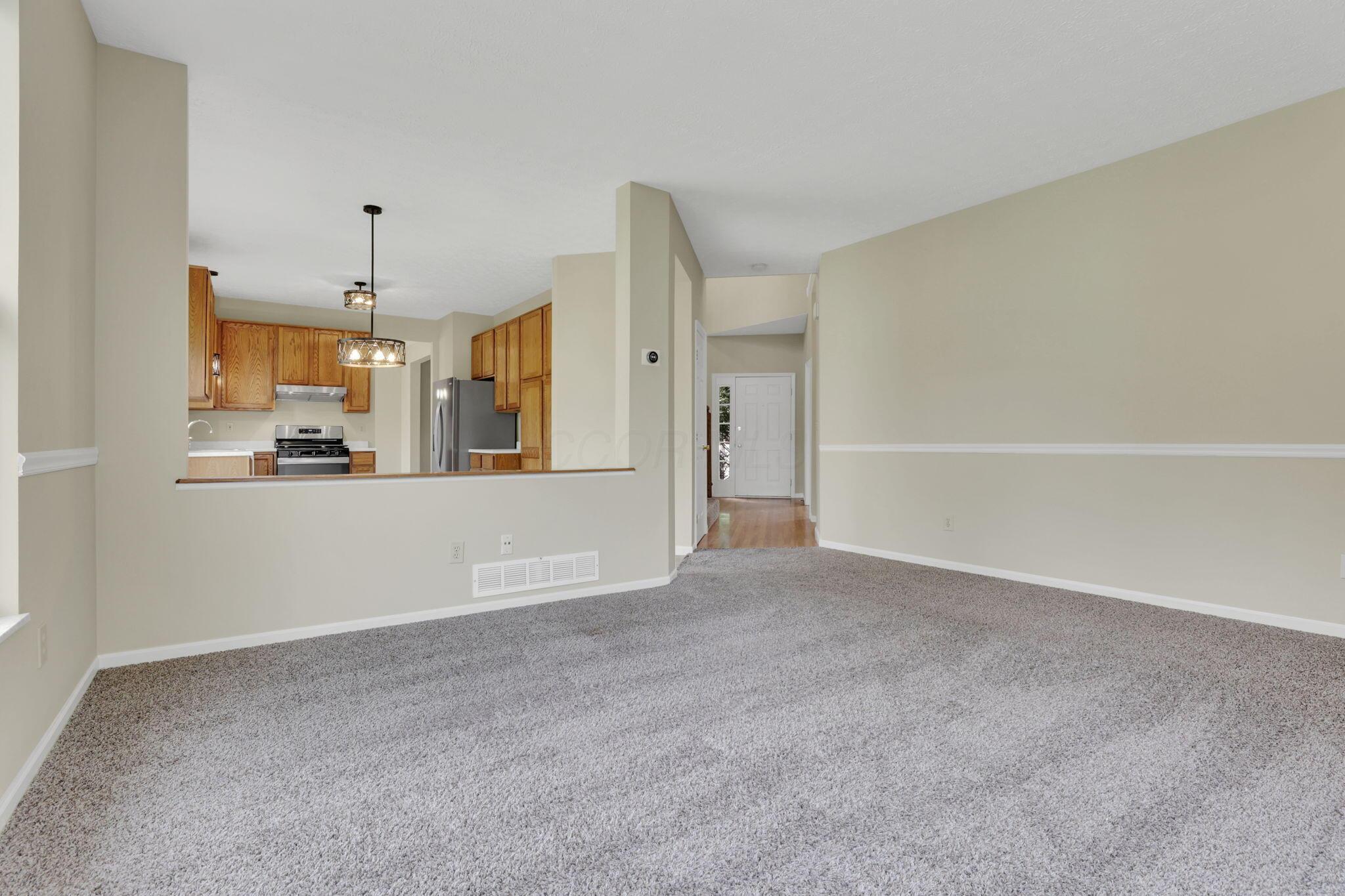 608 Montmorency Drive, Pickerington, Ohio image 14