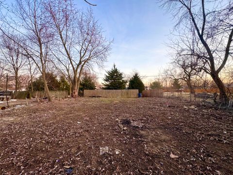 Tiny photo for 3271 Dover Road, Columbus, OH 43204 (MLS # 226005529)