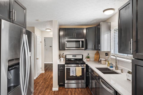 Tiny photo for 3008 Upton Road W, Columbus, OH 43232 (MLS # 226036282)