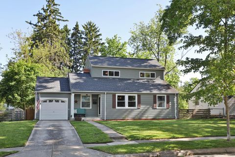Photo of 360 Kenbrook Drive, Worthington, OH 43085 (MLS # 226016480)