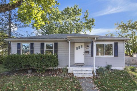 Photo of 1900 S Champion Avenue, Columbus, OH 43207 (MLS # 225040216) Photo of 1900 S Champion Avenue, Columbus, OH 43207 (MLS # 225040216)