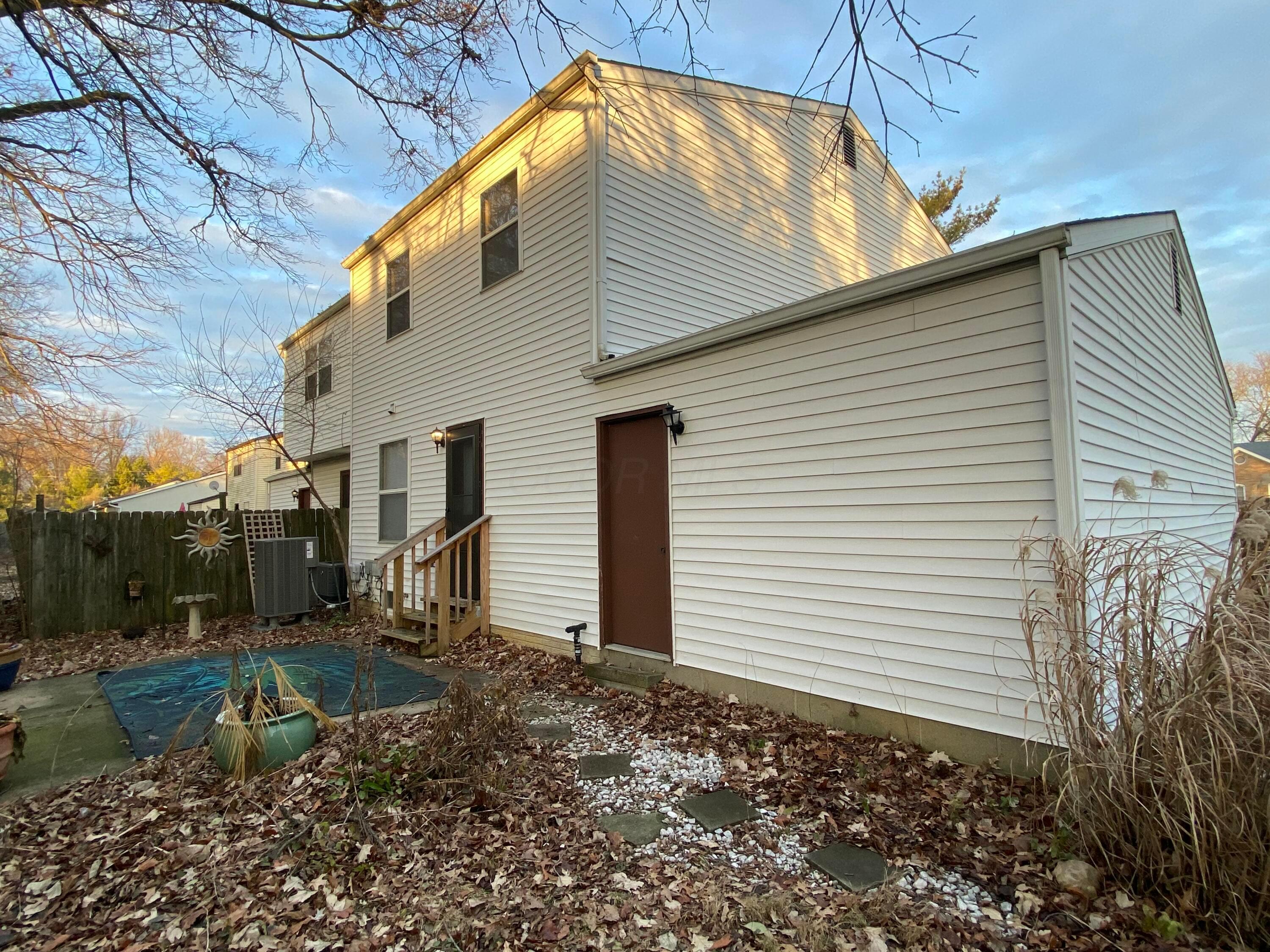 Columbus, Ohio 43235, United States, 3 Bedrooms Bedrooms, ,2 BathroomsBathrooms,Residential,Active,24251