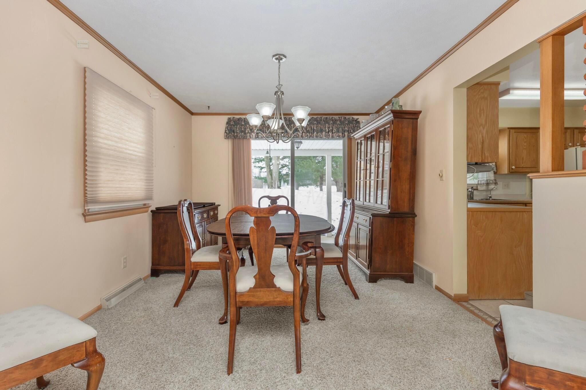 2065 N Glenn Drive NE