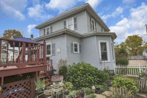 Tiny photo for 114 Ringold Street, Mount Vernon, OH 43050 (MLS # 225039669)