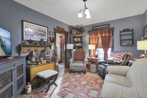 Tiny photo for 114 Ringold Street, Mount Vernon, OH 43050 (MLS # 225039669)