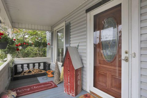 Tiny photo for 114 Ringold Street, Mount Vernon, OH 43050 (MLS # 225039669)
