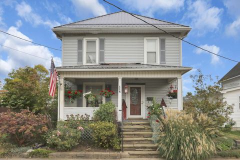 Photo of 114 Ringold Street, Mount Vernon, OH 43050 (MLS # 225039669)