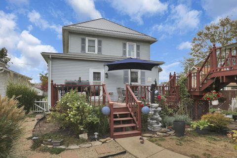 Tiny photo for 114 Ringold Street, Mount Vernon, OH 43050 (MLS # 225039669)
