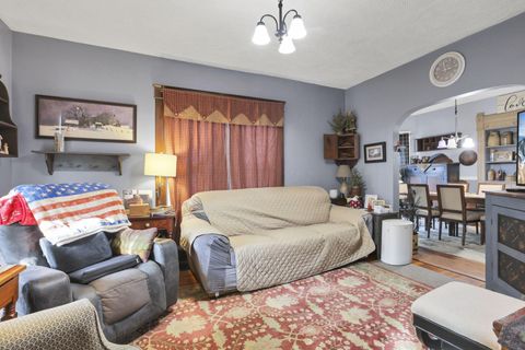Tiny photo for 114 Ringold Street, Mount Vernon, OH 43050 (MLS # 225039669)