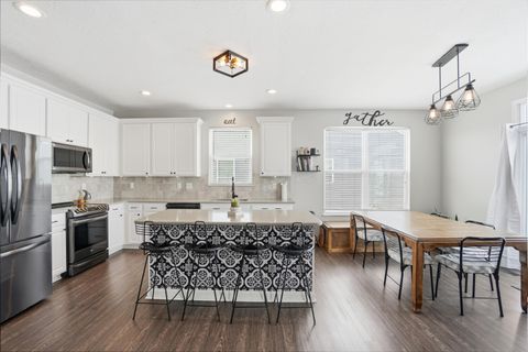 Tiny photo for 190 Rosewood Loop SW, Commercial Point, OH 43116 (MLS # 226003022)