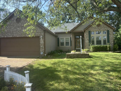 Photo of 283 Charing Cross Street, Galloway, OH 43119 (MLS # 226035965)