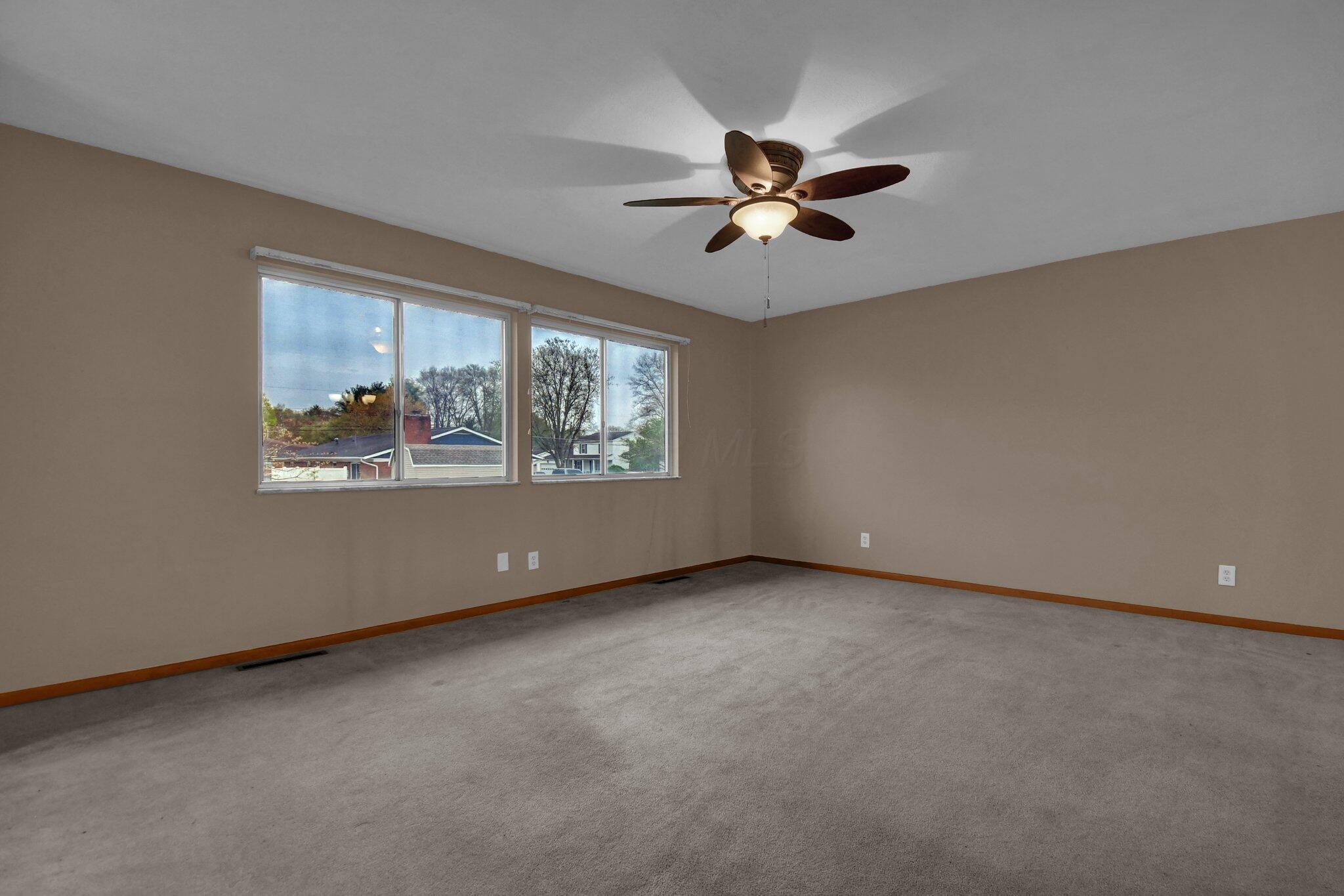 627 Canterbury Court, Newark, Ohio image 8