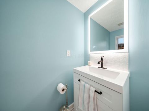 Tiny photo for 638 Ridenour Road, Columbus, OH 43230 (MLS # 226014322)