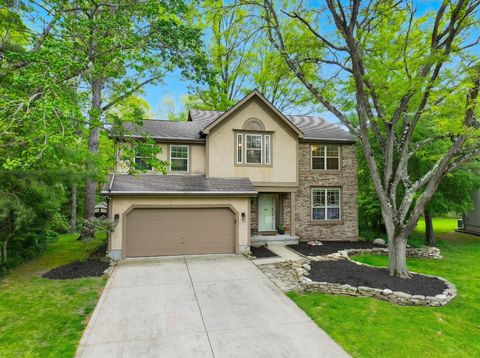 Tiny photo for 638 Ridenour Road, Columbus, OH 43230 (MLS # 226014322)