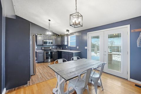 Tiny photo for 10905 6th Street, Clarksburg, OH 43115 (MLS # 225044946)