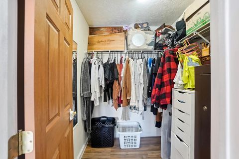 Tiny photo for 10905 6th Street, Clarksburg, OH 43115 (MLS # 225044946)