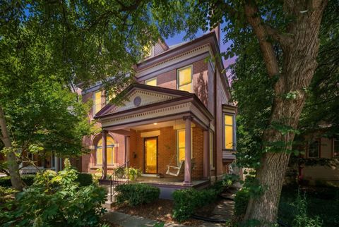 Photo of 406 W 6th Avenue, Columbus, OH 43201 (MLS # 226024346)