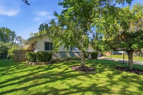 Photo of 1349 Bellflower Avenue, Columbus, OH 43204 (MLS # 226038160)