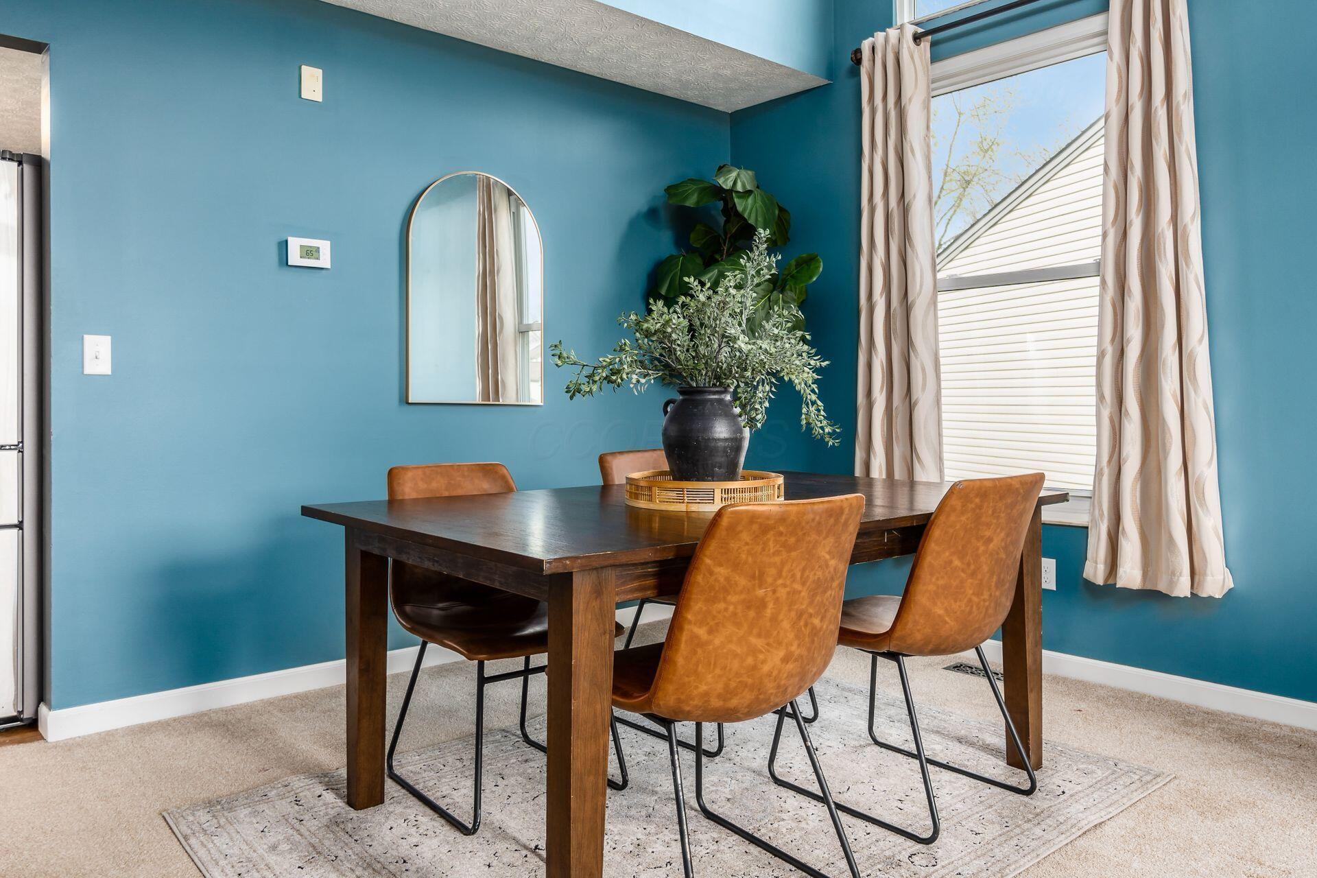 1453 Dickson Drive, Columbus, Ohio image 8