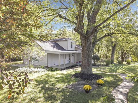 Photo of 11968 State Route 725, Germantown, OH 45327 (MLS # 225039045)