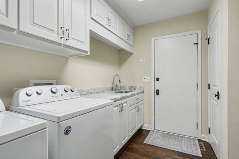 Tiny photo for 1339 Durness Court, Columbus, OH 43235 (MLS # 226022161)