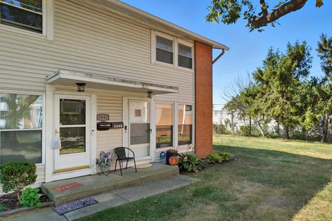 Tiny photo for 5549 Rockwood Court R48 #R48, Columbus, OH 43229 (MLS # 225037085)