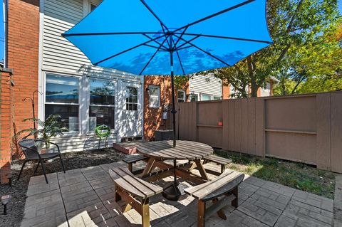 Tiny photo for 5549 Rockwood Court R48 #R48, Columbus, OH 43229 (MLS # 225037085)
