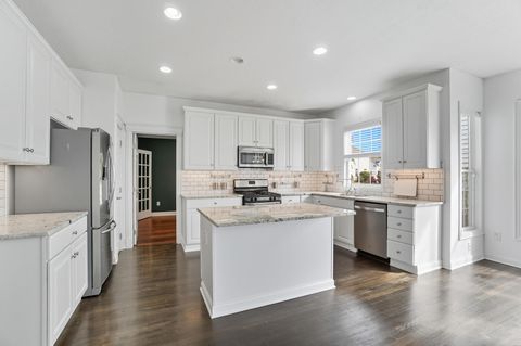 Tiny photo for 7179 Fernridge Drive, New Albany, OH 43054 (MLS # 225038476)