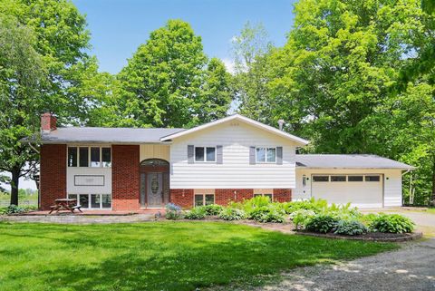 Photo of 23783 Caves Road, Gambier, OH 43022 (MLS # 226017291)